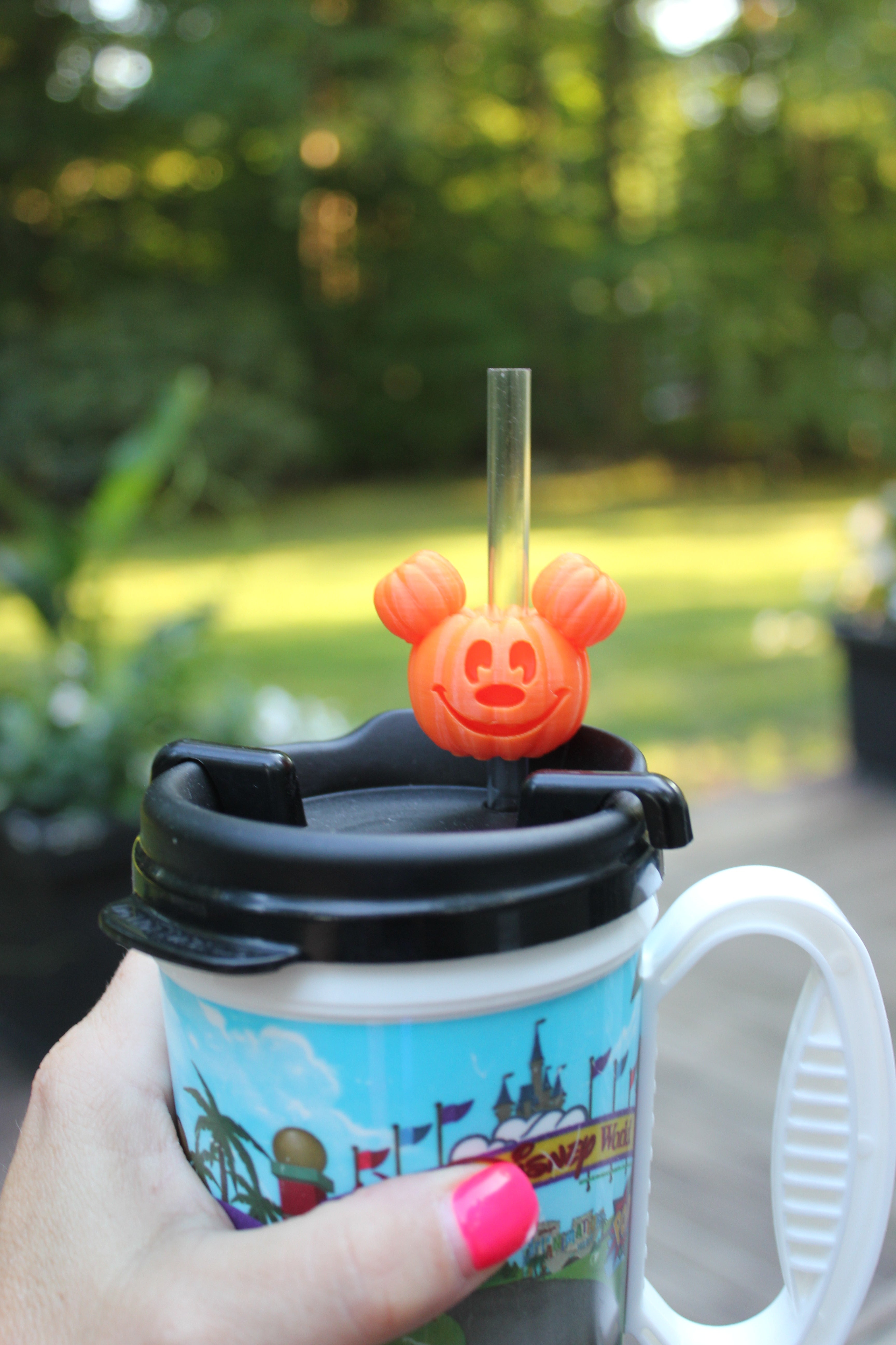 Make Your Own Mickey Straw Toppers - Making it in HER Shop 